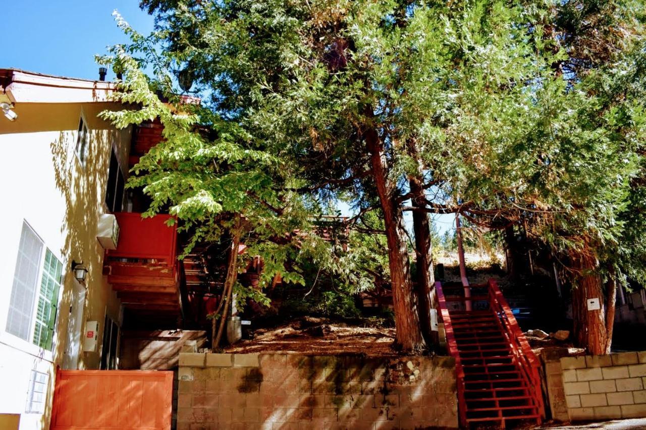 לייק ארוהד Arrowhead Mountain Inn מראה חיצוני תמונה